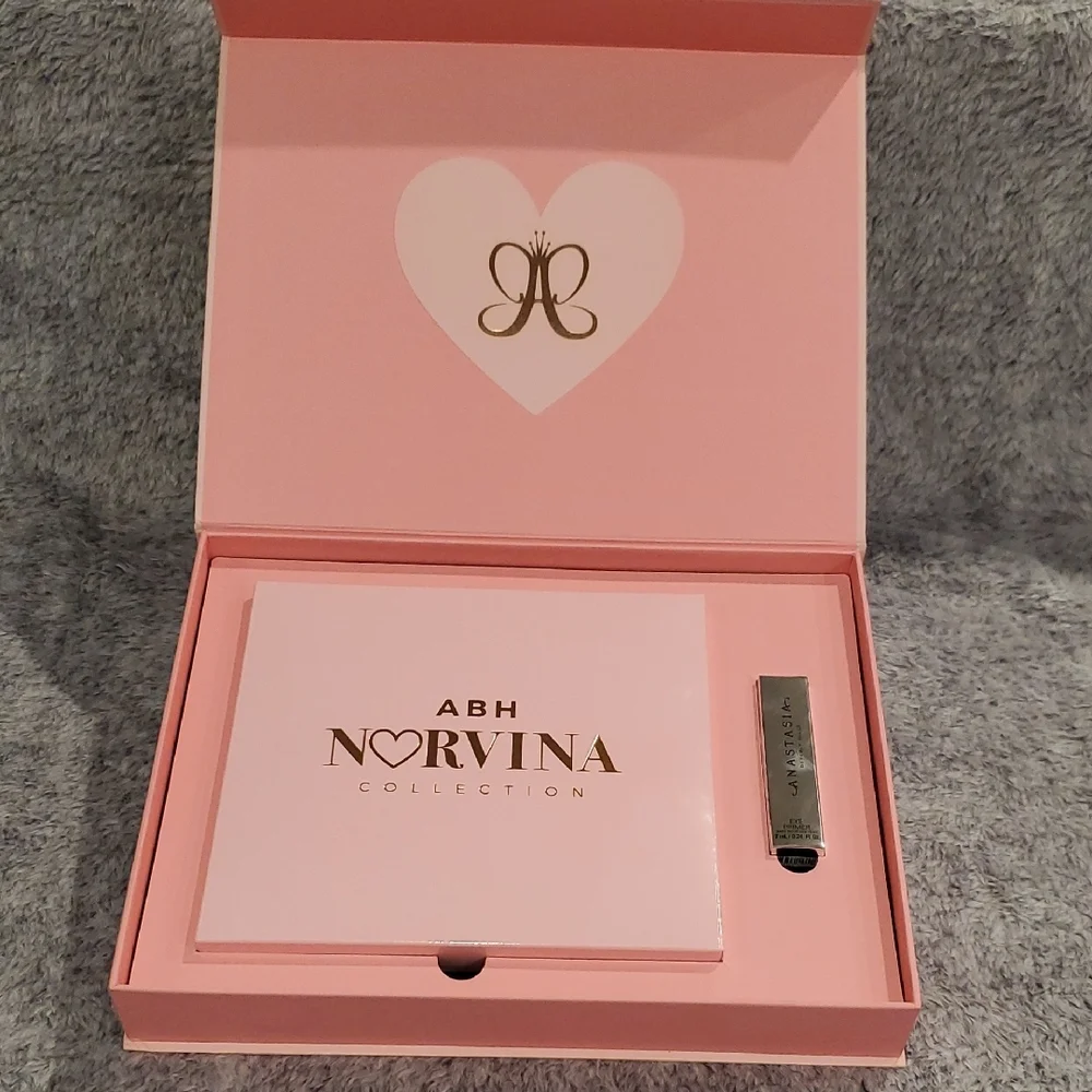 Anastasia Beverly Hills ABH NORVINA COLLECTION.